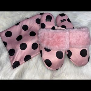 Victoria Secret Polka Dot Slippers